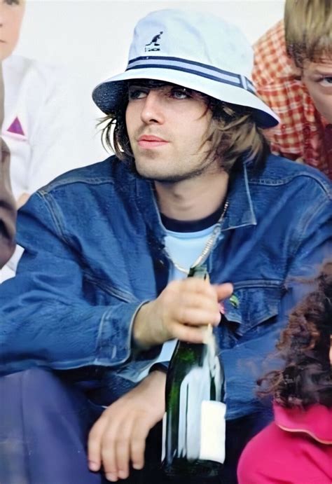 liam gallagher hat